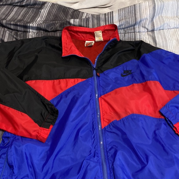 Nike athletic performance 90s jacket blue red embroidered logo, fast shipping - Picture 2 of 16
